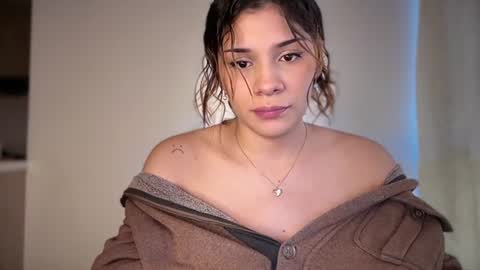 Snapshot of annie_cattie chatting on 06/17/26, 09:16 Anniecattie online show from 06/17/26, 09:16
