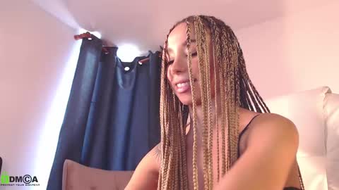 Snapshot of annie_es chatting on 03/06/25, 03:02 Annie online show from 03/06/25, 03:02