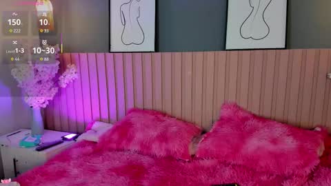   online show from 09/15/25, 12:16