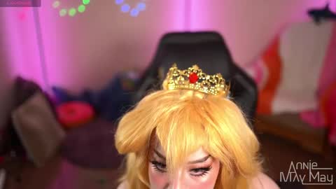 Annie May   online show from 04/12/26, 01:16