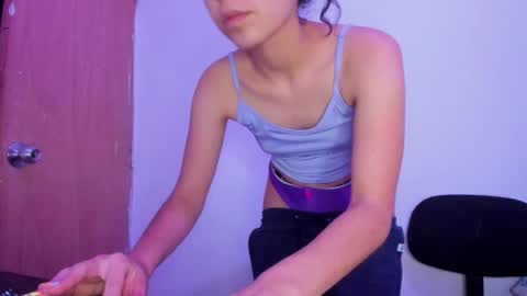 annie_rosse1017 online show from 02/22/26, 05:19