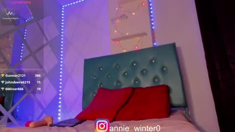 Annie online show from 03/03/25, 11:14