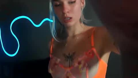 Snapshot of annieangel18 chatting on 01/03/25, 11:46  ONLY FANS   online show from 01/03/25, 11:46