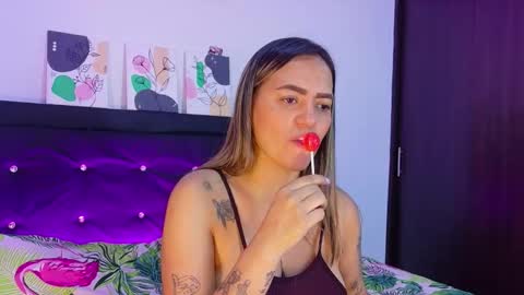 Snapshot of anniecollins6991 chatting on 01/07/26, 01:41 AnnieCollins69 online show from 01/07/26, 01:41