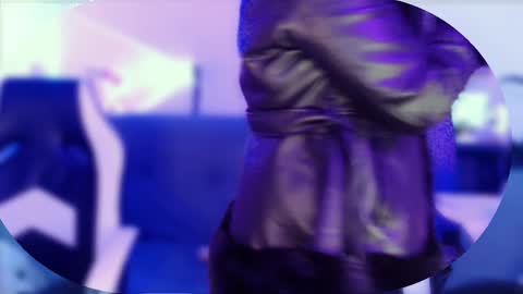 Snapshot of anniedkitty chatting on 12/31/24, 11:17 Annie Katzura new acount online show from 12/31/24, 11:17