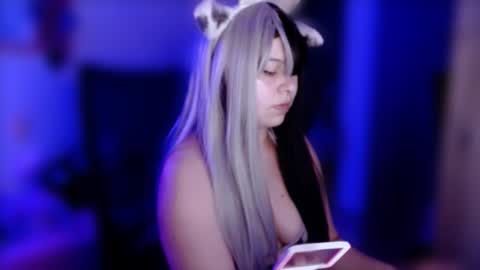 Snapshot of anniedkitty chatting on 10/25/25, 11:54 Annie Katzura new acount online show from 10/25/25, 11:54