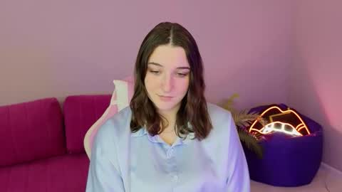 Snapshot of anniedodge chatting on 10/18/25, 05:54 Annie online show from 10/18/25, 05:54