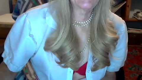 anniegurl online show from 12/22/24, 01:00