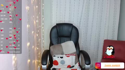 Snapshot of anniehh_ chatting on 01/14/25, 12:54 Annie Independent model Hello all offline tokens are appreciated thank you for your support.33 online show from 01/14/25, 12:54