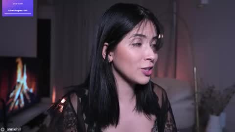 Snapshot of anniehillofficial_ chatting on 10/03/25, 08:50 anniehillofficial_ online show from 10/03/25, 08:50