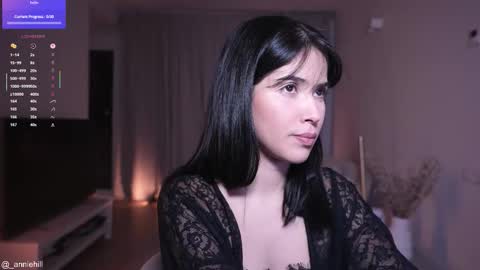 Snapshot of anniehillofficial_ chatting on 11/14/25, 09:46 anniehillofficial_ online show from 11/14/25, 09:46