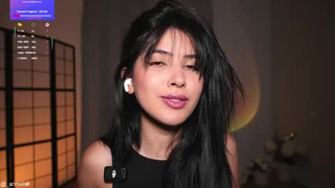 anniehillofficial_ online show from 05/01/26, 07:07