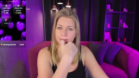 Annie online show from 12/13/24, 08:41