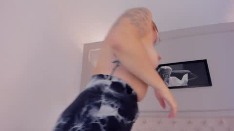 Annie online show from 02/07/25, 11:56