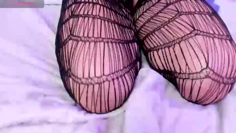 Annie online show from 02/17/25, 04:04