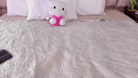 Annie online show from 11/01/25, 12:51