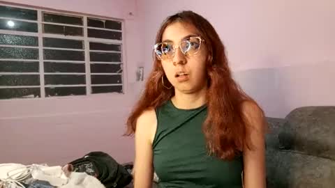 Annie Sparkle online show from 10/15/25, 04:34