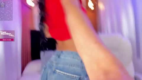 Annie Evans  online show from 04/06/26, 03:02