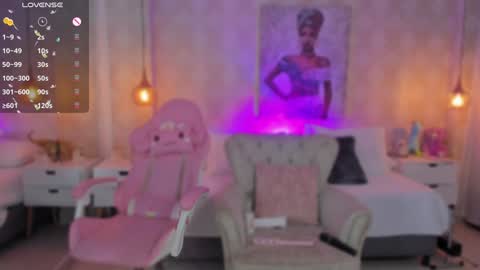 VIVIANNA online show from 12/24/24, 10:01