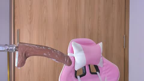 Snapshot of annika_03 chatting on 12/19/24, 04:02 Gise. online show from 12/19/24, 04:02