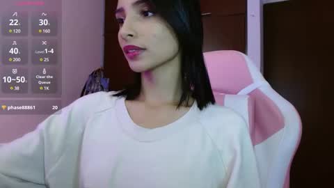 AnnaS online show from 01/04/25, 03:50