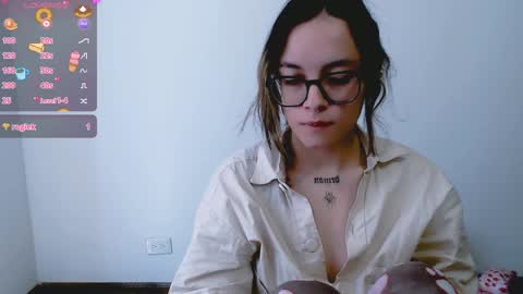 Snapshot of annittaprincess chatting on 12/11/24, 03:15 Gaby 3 online show from 12/11/24, 03:15