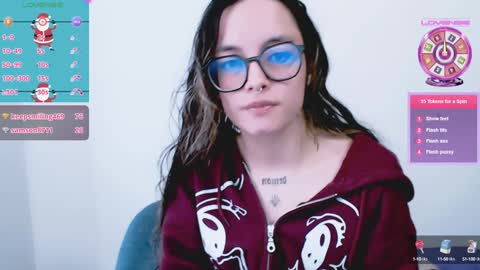 Snapshot of annittaprincess chatting on 12/17/24, 07:15 Gaby 3 online show from 12/17/24, 07:15