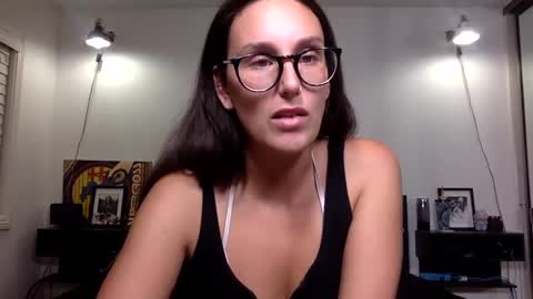 Snapshot of annmarieferrara chatting on 09/10/25, 02:33 Ann online show from 09/10/25, 02:33