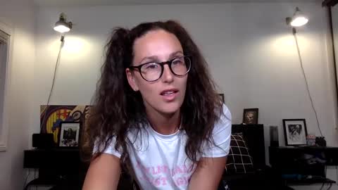 Snapshot of annmarieferrara chatting on 09/17/25, 02:24 Ann online show from 09/17/25, 02:24