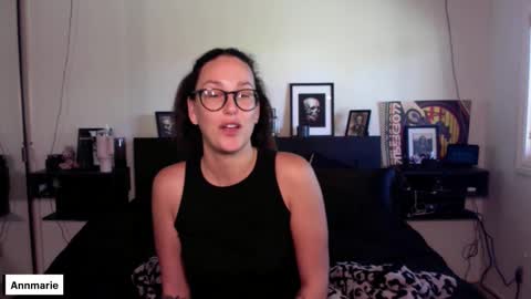 Snapshot of annmarieferrara chatting on 10/17/25, 04:09 Ann online show from 10/17/25, 04:09