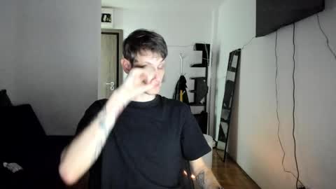    online show from 04/25/26, 02:36