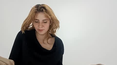 annrousse online show from 09/18/25, 02:35