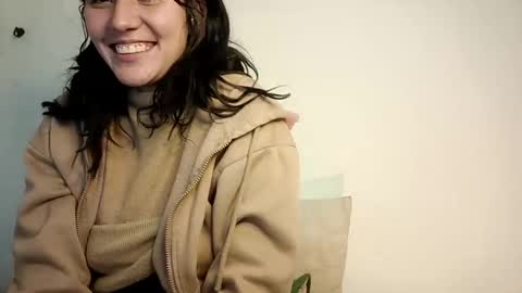 annrousse online show from 10/11/25, 02:44