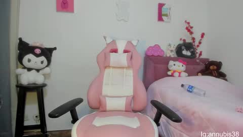 SOFIA INDEPENDENT MODEL online show from 01/10/25, 06:20