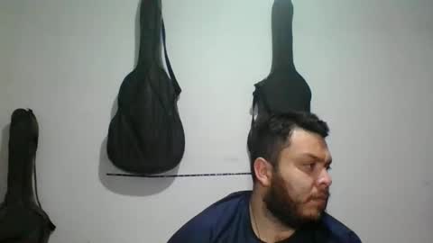 lion kennedy independent model moderator online show from 11/18/25, 03:23