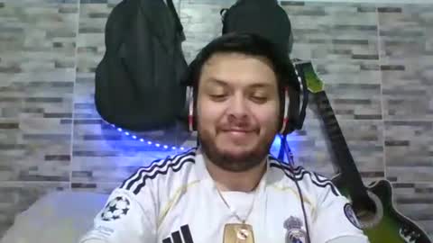 lion kennedy independent model moderator online show from 02/22/26, 01:51