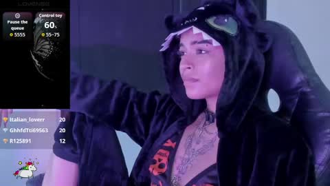 Anny online show from 03/18/26, 09:40