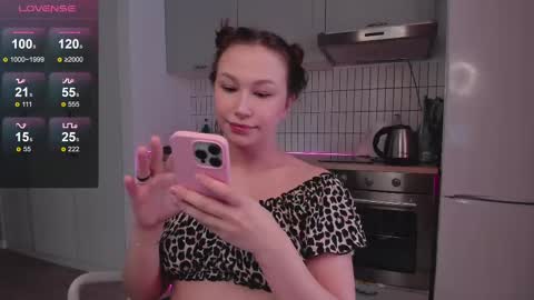 Anna online show from 02/19/25, 04:23