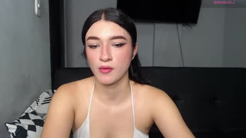 Anny online show from 10/06/25, 02:03