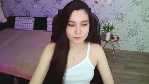 Snapshot of anny_shine chatting on 12/28/24, 03:26 Annie online show from 12/28/24, 03:26