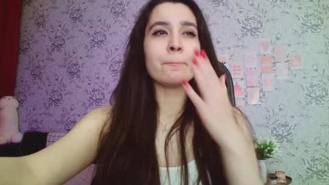 Snapshot of anny_shine chatting on 01/06/25, 04:26 Annie online show from 01/06/25, 04:26