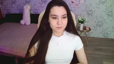 Snapshot of anny_shine chatting on 01/26/25, 11:28 Annie online show from 01/26/25, 11:28