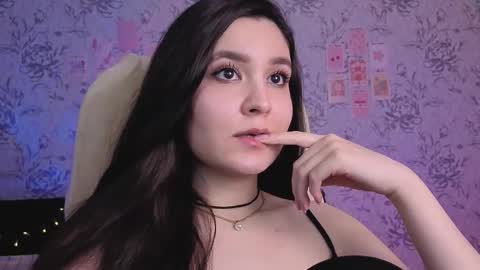 Snapshot of anny_shine chatting on 11/19/25, 01:38 Annie online show from 11/19/25, 01:38