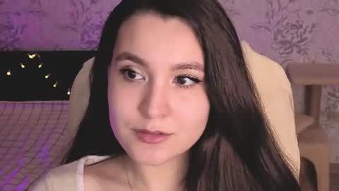 Annie online show from 06/27/26, 04:28