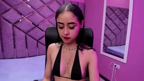 Anny online show from 10/17/25, 04:09