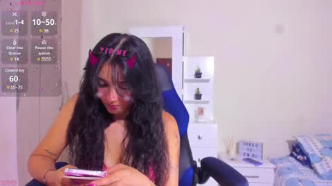 Snapshot of anny_vittar chatting on 02/27/25, 11:04 Valeria online show from 02/27/25, 11:04