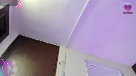 Anny online show from 04/18/26, 07:58