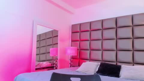    online show from 01/03/25, 09:47