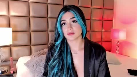    online show from 02/05/25, 12:53