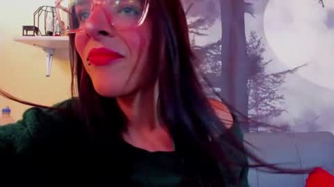 Annyluna online show from 06/18/26, 06:56